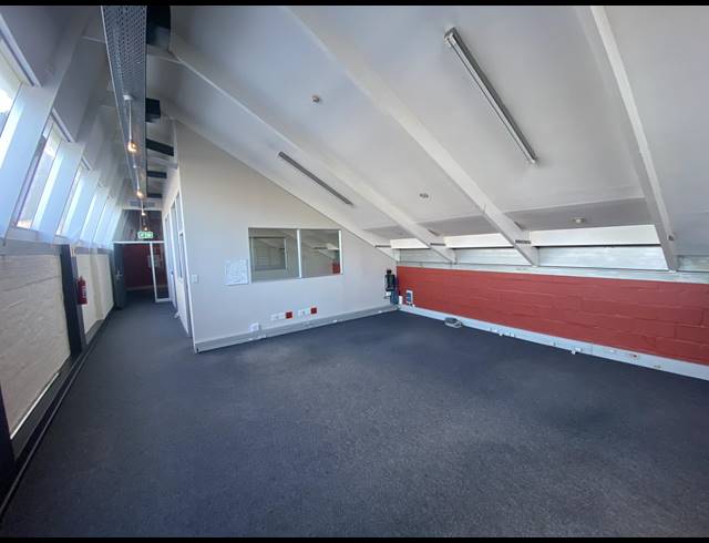 315M² SHOWROOM TO LET IN OBSERVATORY